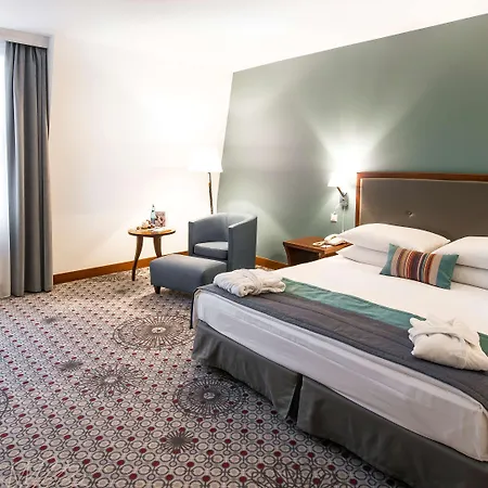 Radisson Blu 5*